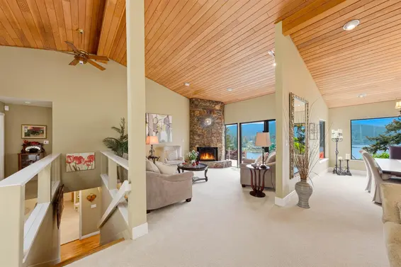 1584 Look Out Point, North Vancouver For Sale - image 3