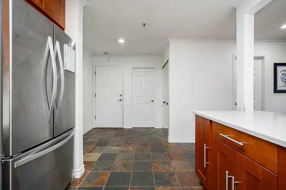 405 1000 Bowron Court, North Vancouver For Sale - image 11