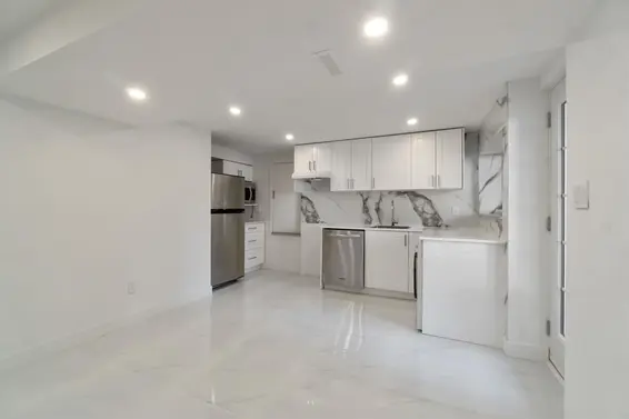 3837 Sunnycrest Drive, North Vancouver For Sale - image 20