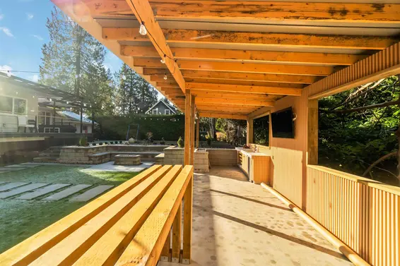 3837 Sunnycrest Drive, North Vancouver For Sale - image 27