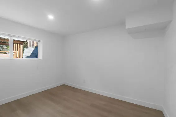 3837 Sunnycrest Drive, North Vancouver For Sale - image 35