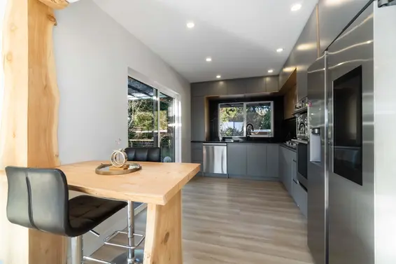 3837 Sunnycrest Drive, North Vancouver For Sale - image 6