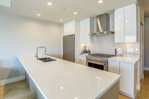 413 1496 Charlotte Road, Vancouver For Sale - image 12
