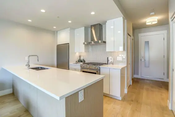 413 1496 Charlotte Road, Vancouver For Sale - image 13