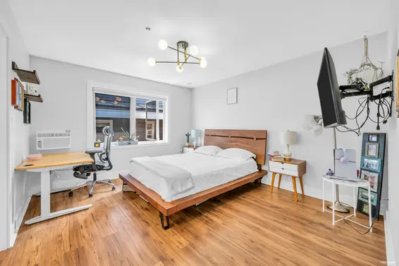1123 Keith Road, West Vancouver For Sale - image 18