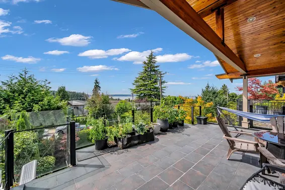 1123 Keith Road, West Vancouver For Sale - image 27