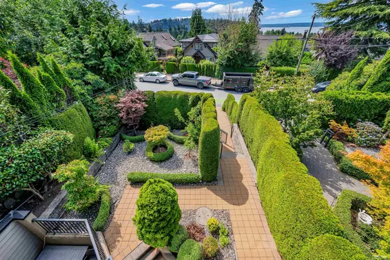 1123 Keith Road, West Vancouver For Sale - image 28
