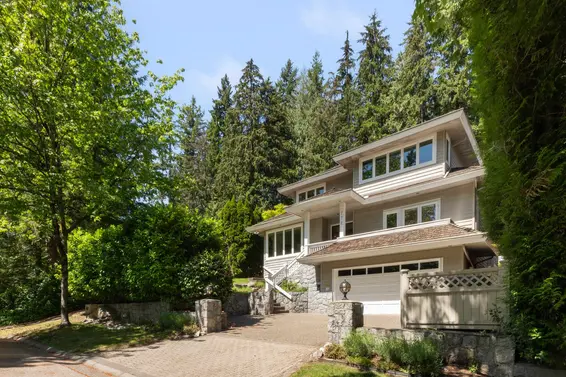 772 Regal Crescent, North Vancouver
