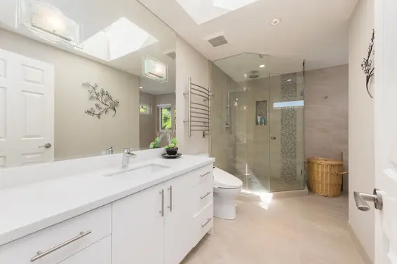 772 Regal Crescent, North Vancouver For Sale - image 21