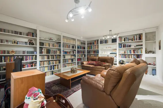 772 Regal Crescent, North Vancouver For Sale - image 28