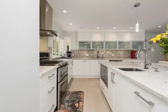 772 Regal Crescent, North Vancouver For Sale - image 6
