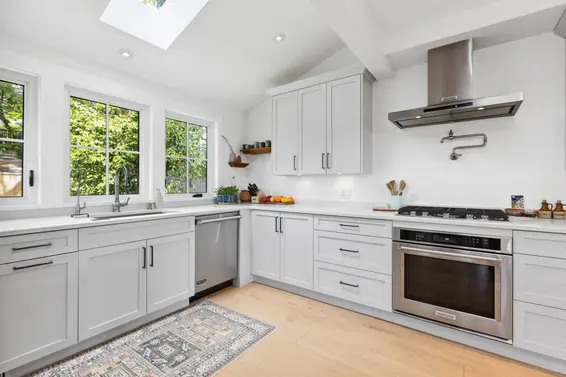 230 East 28 Street, North Vancouver For Sale - image 13