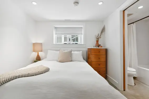 230 East 28 Street, North Vancouver For Sale - image 36