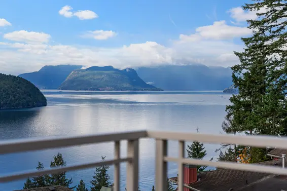 8683 Seascape Drive, West Vancouver For Sale - image 18