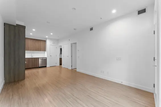 111 2060 Curling Road, North Vancouver For Sale - image 14