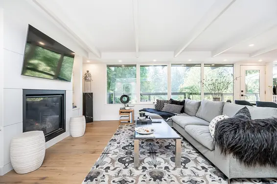6070 Marine Drive, West Vancouver For Sale - image 3