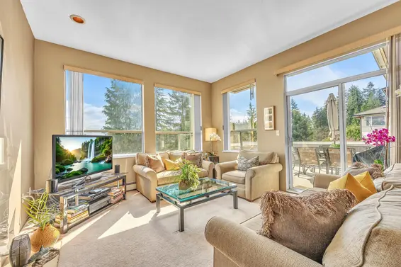 531 Tempe Crescent, North Vancouver For Sale - image 16