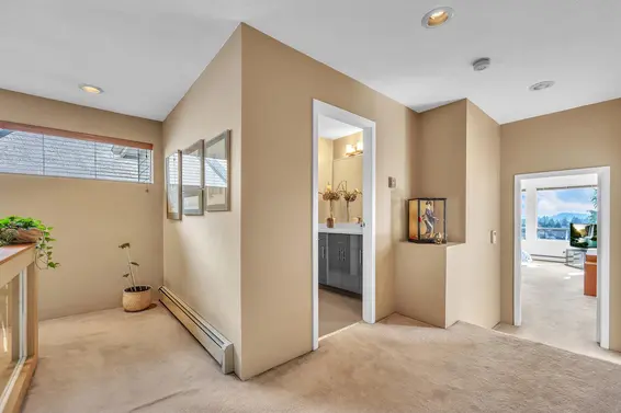 531 Tempe Crescent, North Vancouver For Sale - image 23