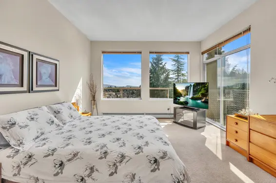 531 Tempe Crescent, North Vancouver For Sale - image 32