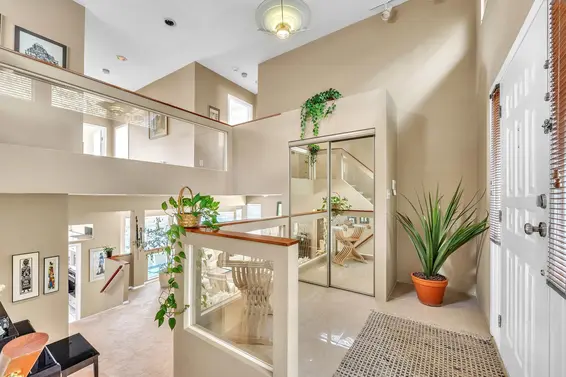 531 Tempe Crescent, North Vancouver For Sale - image 7