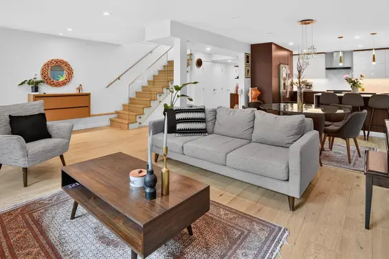 514 West 28th Street, North Vancouver For Sale - image 3