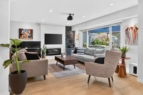 514 West 28th Street, North Vancouver For Sale - image 4