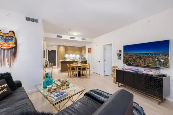 1507 112 East 13Th Street, North Vancouver For Sale - image 16