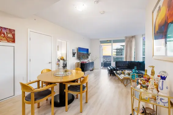 1507 112 East 13Th Street, North Vancouver For Sale - image 9