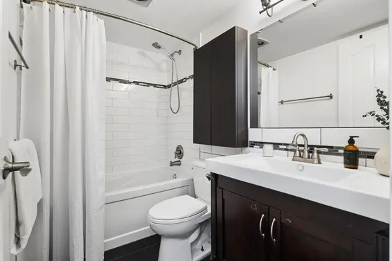 107 175 West 4th Street, North Vancouver For Sale - image 22