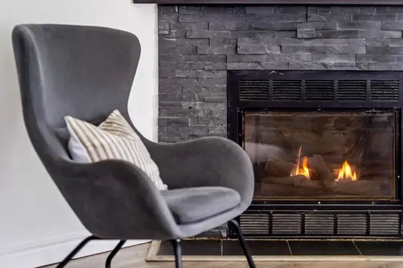 107 175 West 4th Street, North Vancouver For Sale - image 3