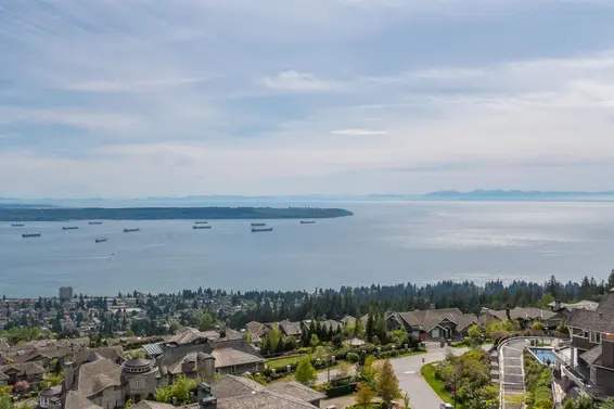 2345 Kadlec Court, West Vancouver For Sale - image 22