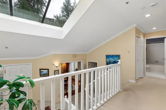 5180 Meadfeild Road, West Vancouver For Sale - image 10