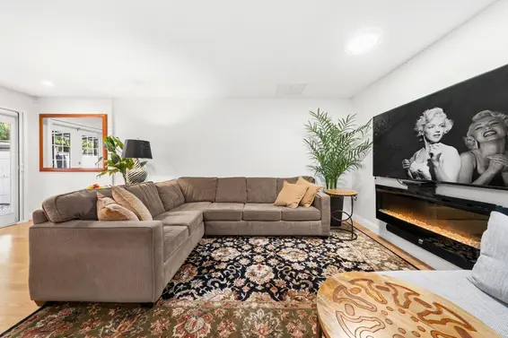1216 Plateau Drive, North Vancouver For Sale - image 19