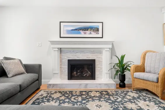 1216 Plateau Drive, North Vancouver For Sale - image 8