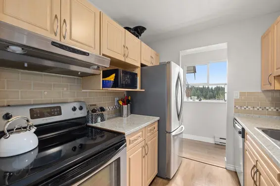 610 1000 Bowron Court, North Vancouver For Sale - image 11