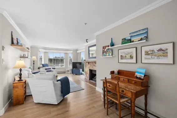 610 1000 Bowron Court, North Vancouver For Sale - image 3