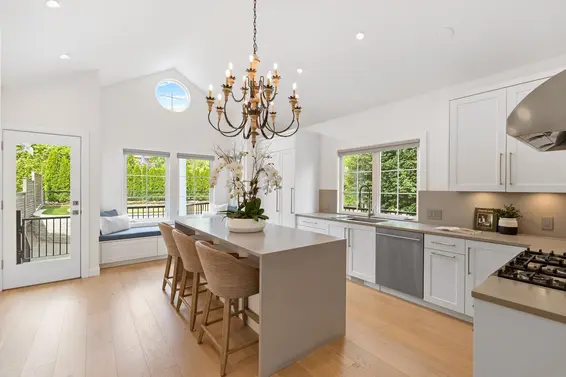 1733 Fulton Avenue, West Vancouver For Sale - image 10