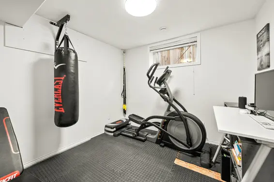 1725 Orkney Place, North Vancouver For Sale - image 33