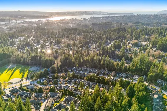 1725 Orkney Place, North Vancouver For Sale - image 37