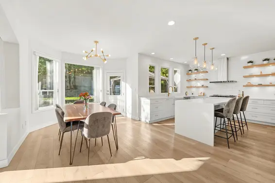 1725 Orkney Place, North Vancouver For Sale - image 9