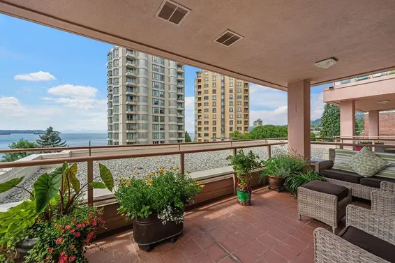 402 2271 Bellevue Avenue, West Vancouver For Sale - image 4