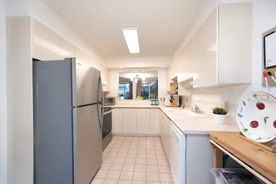 10 815 Tobruck Avenue, North Vancouver For Sale - image 16