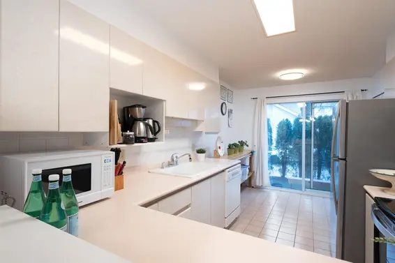 10 815 Tobruck Avenue, North Vancouver For Sale - image 18