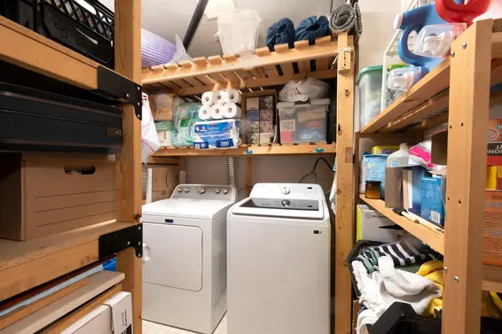 10 815 Tobruck Avenue, North Vancouver For Sale - image 33