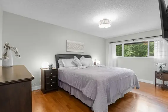 830 Hendecourt Road, North Vancouver For Sale - image 16