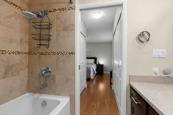 830 Hendecourt Road, North Vancouver For Sale - image 18