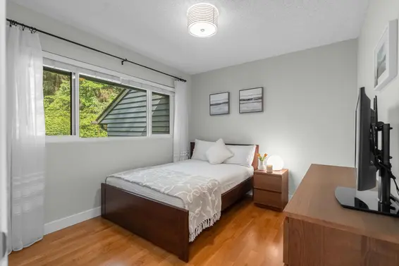 830 Hendecourt Road, North Vancouver For Sale - image 19