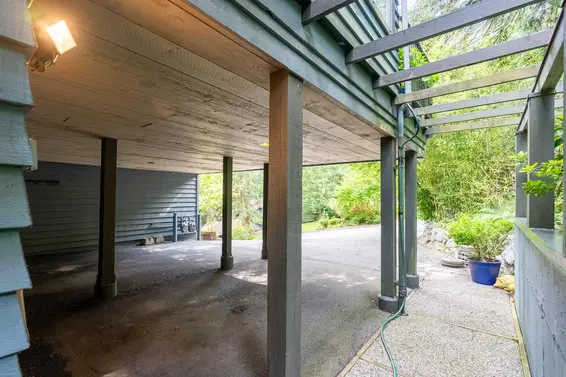 830 Hendecourt Road, North Vancouver For Sale - image 29