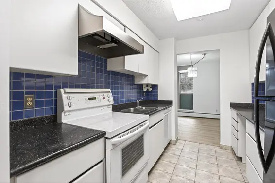 504 2024 Fullerton Avenue, North Vancouver For Sale - image 18