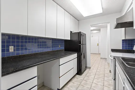 504 2024 Fullerton Avenue, North Vancouver For Sale - image 19